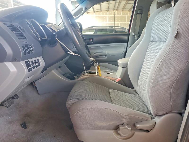 Photo 7 from auction – 2010 TOYOTA TACOMA with VIN 5TEUU4EN4AZ748883