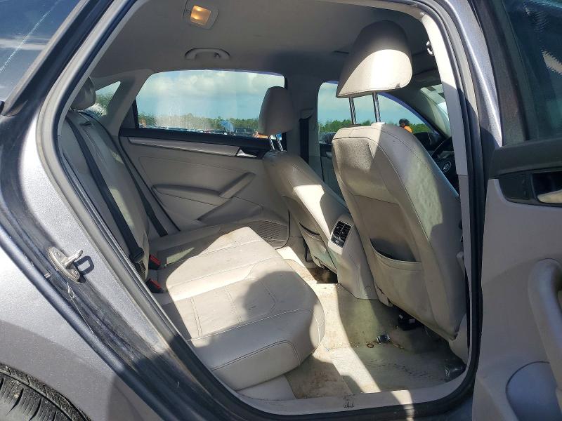 Снимка 10 от търг – 2015 VOLKSWAGEN PASSAT с VIN 1VWBV7A32FC032139