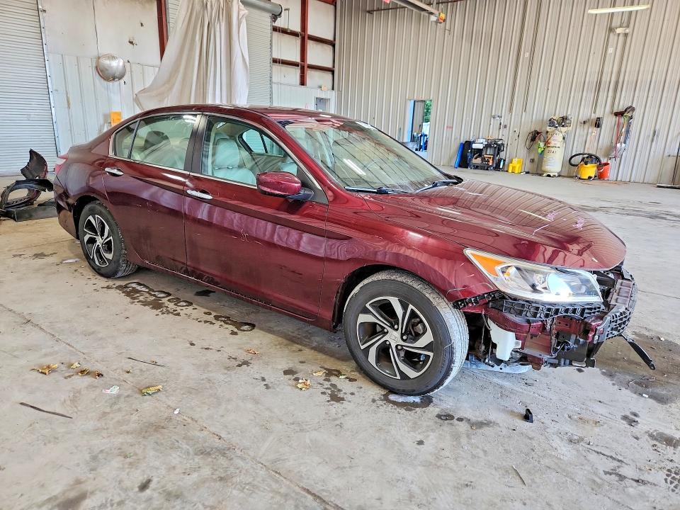 Photo 4 from auction – 2017 HONDA ACCORD with VIN 1HGCR2F34HA078644
