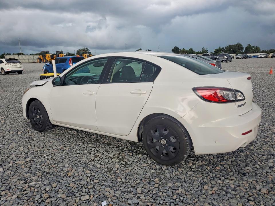 Photo 2 from auction – 2012 MAZDA 3 with VIN JM1BL1UF1C1521621