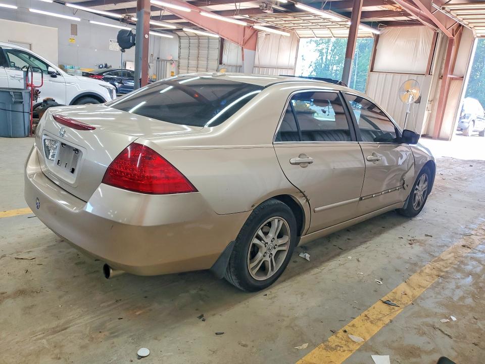 Снимка 3 от търг – 2006 HONDA ACCORD с VIN 1HGCM568X6A176487