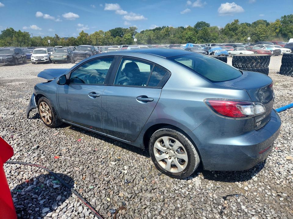 Photo 2 from auction – 2013 MAZDA 3 with VIN JM1BL1TF8D1810773
