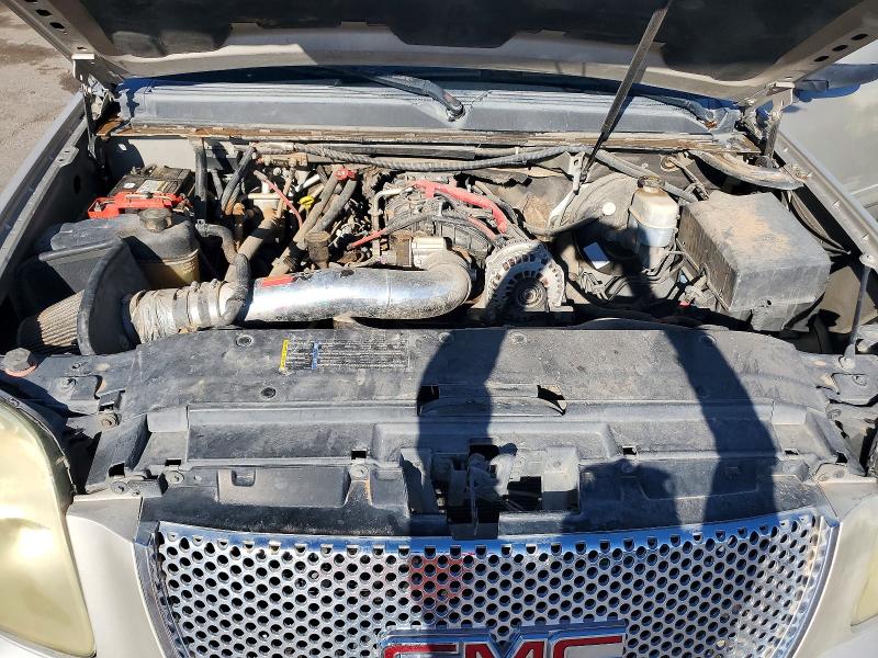 Photo 12 from auction – 2007 GMC YUKON with VIN 1GKFC13067R196703