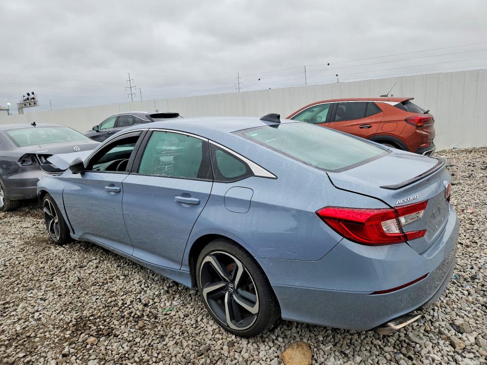 Снимка 2 от търг – 2022 HONDA ACCORD с VIN 1HGCV2F31NA013211
