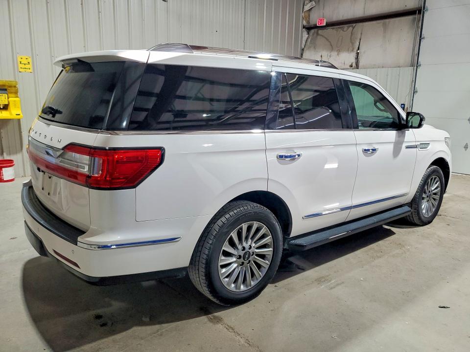 Photo 3 from auction – 2018 LINCOLN NAVIGATOR with VIN 5LMJJ2NT6JEL01059