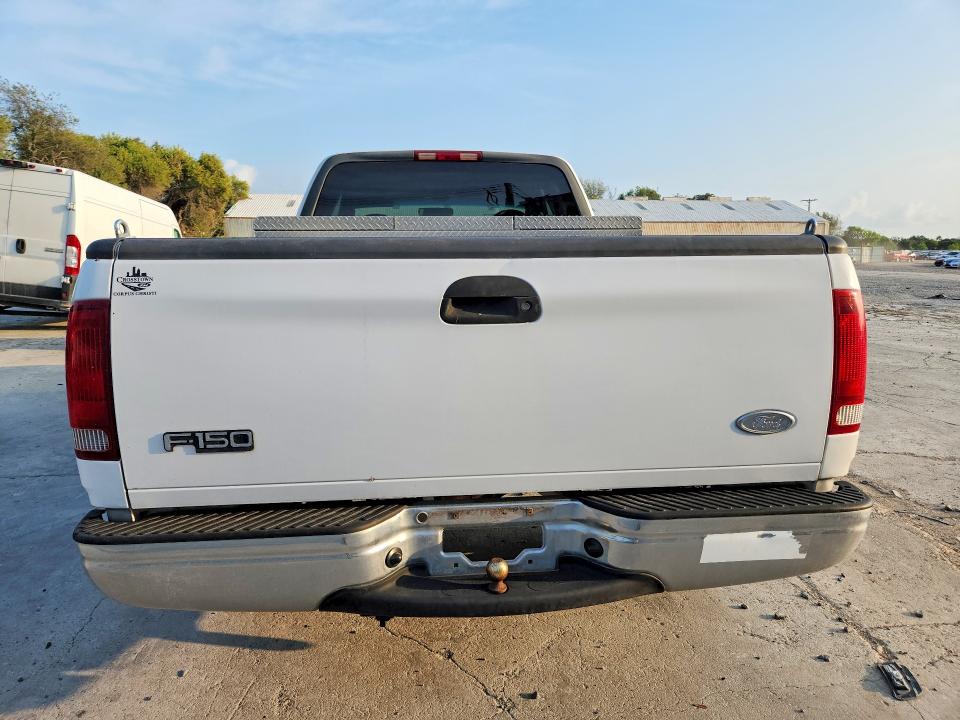 Снимка 6 от търг – 2000 FORD F150 с VIN 1FTZX1722YNC26412