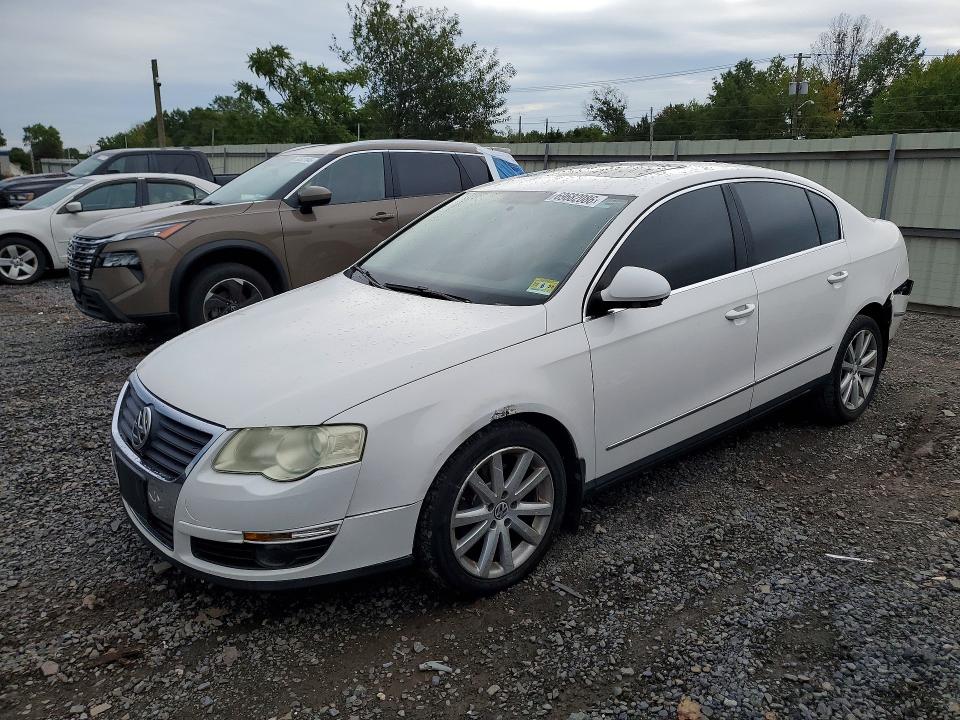 2010 VOLKSWAGEN PASSAT - Търг №69682086