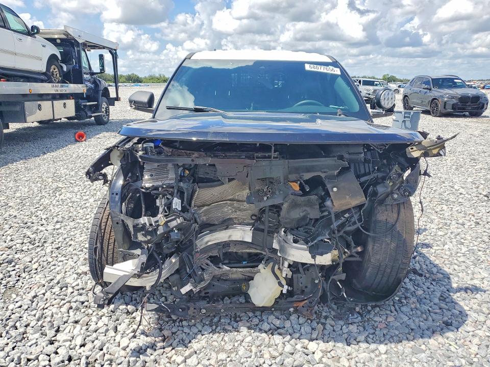 Photo 5 from auction – 2023 FORD EXPLORER with VIN 1FM5K8ABXPGB13319