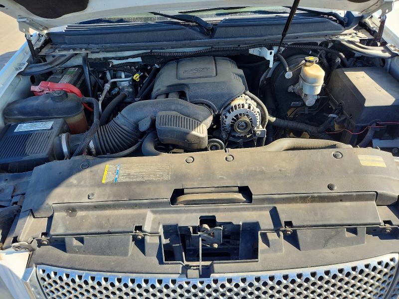 Фото 11 с аукциона – 2008 GMC YUKON с VIN 1GKFK63848J132875