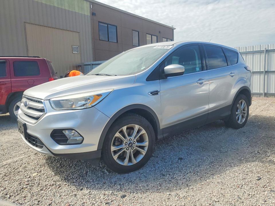 FORD ESCAPE 2017 with VIN 1FMCU9G97HUA15735 - Photo from auction