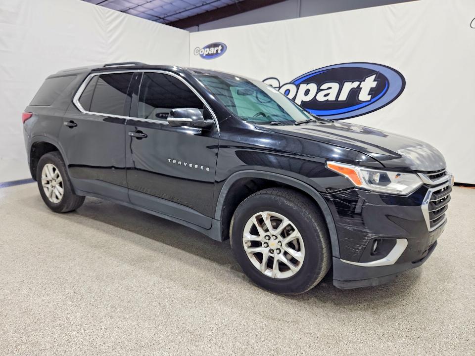 Photo 4 from auction – 2018 CHEVROLET TRAVERSE with VIN 1GNERGKW0JJ221283