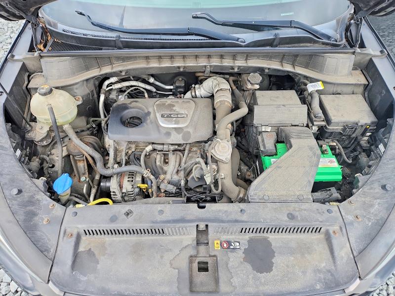 Photo 12 from auction – 2016 HYUNDAI TUCSON with VIN KM8J3CA21GU032211