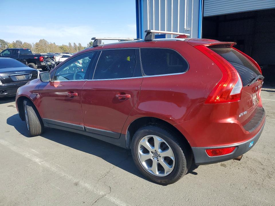 Photo 2 from auction – 2013 VOLVO XC60 with VIN YV4940DZXD2371288