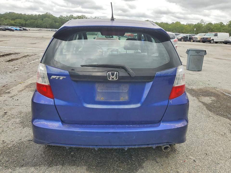 Photo 6 from auction – 2009 HONDA FIT with VIN JHMGE88489S026397
