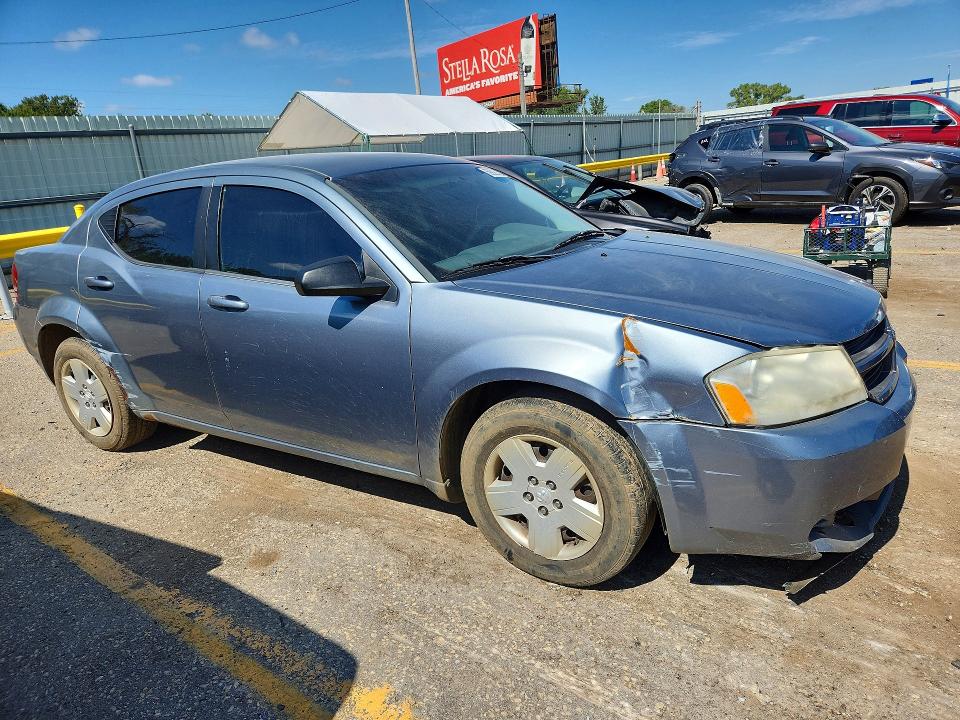 Снимка 4 от търг – 2008 DODGE AVENGER с VIN 1B3LC46K48N106598