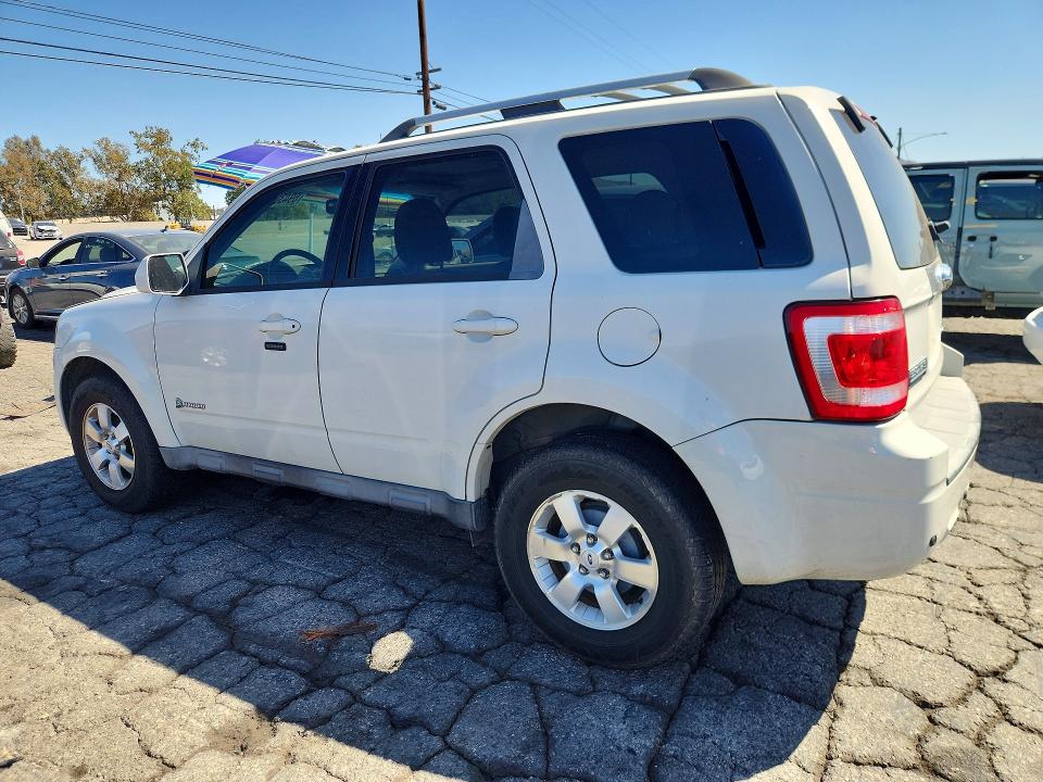 Photo 2 from auction – 2009 FORD ESCAPE with VIN 1FMCU49309KA58094