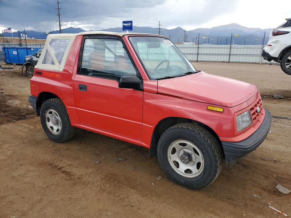 Фото 4 с аукциона – 1992 GEO TRACKER с VIN 2CNBJ18U2N6932536