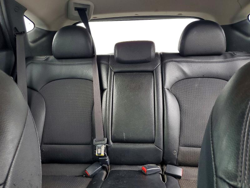 Снимка 10 от търг – 2012 HYUNDAI TUCSON с VIN KM8JU3ACXCU459872