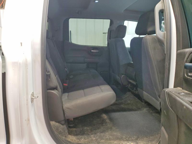 Photo 10 from auction – 2019 CHEVROLET SILVERADO with VIN 3GCPYCEF8KG101999
