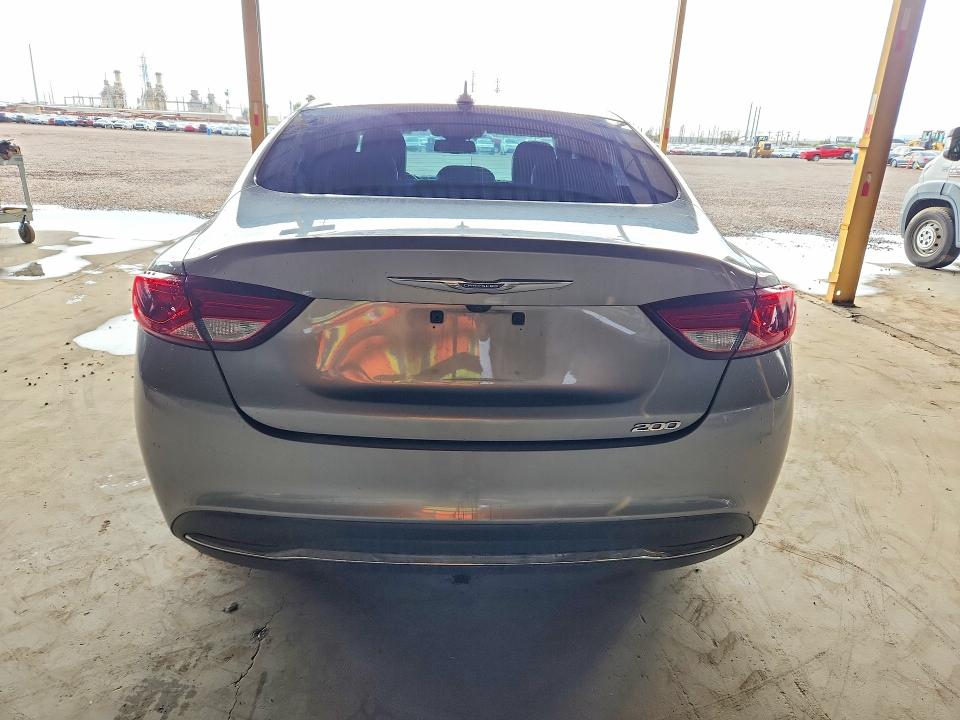 Photo 6 from auction – 2016 CHRYSLER 200 with VIN 1C3CCCAB8GN178472