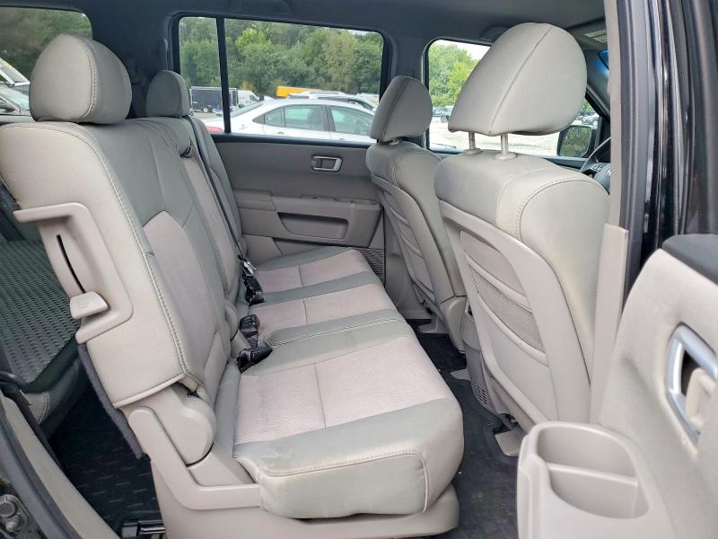 Photo 11 from auction – 2011 HONDA PILOT with VIN 5FNYF4H4XBB032040