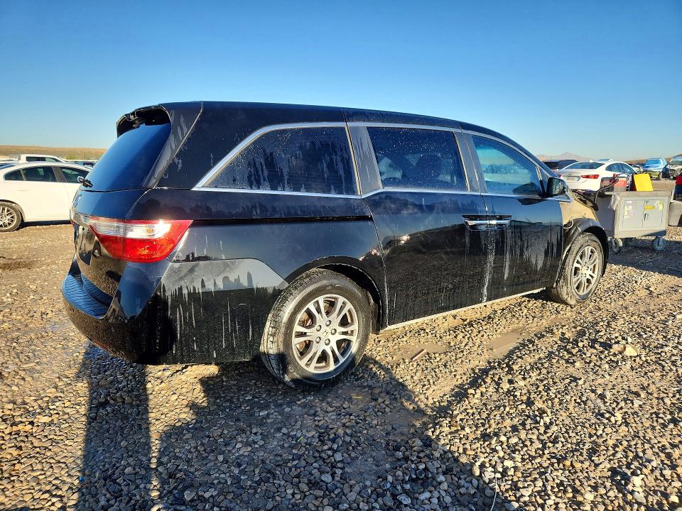 Снимка 3 от търг – 2011 HONDA ODYSSEY с VIN 5FNRL5H66BB042634