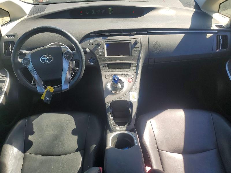 Photo 8 from auction – 2013 TOYOTA PRIUS with VIN JTDKN3DU4D1649292