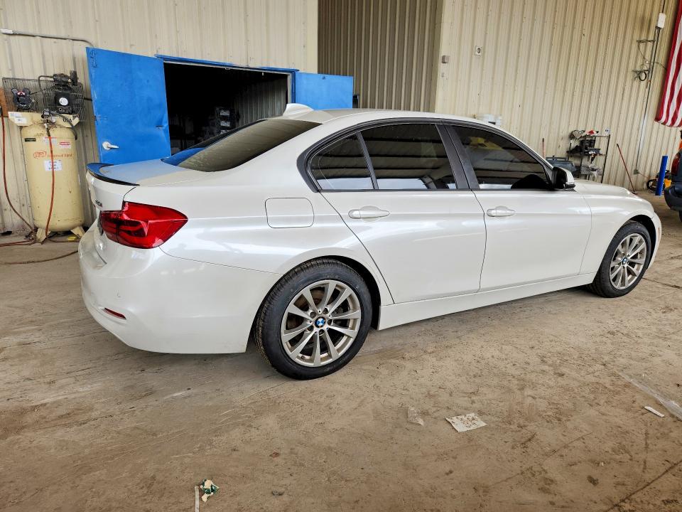 Zdjęcie 3 z aukcji – 2017 BMW 320 z VIN WBA8E1G39HNU16134
