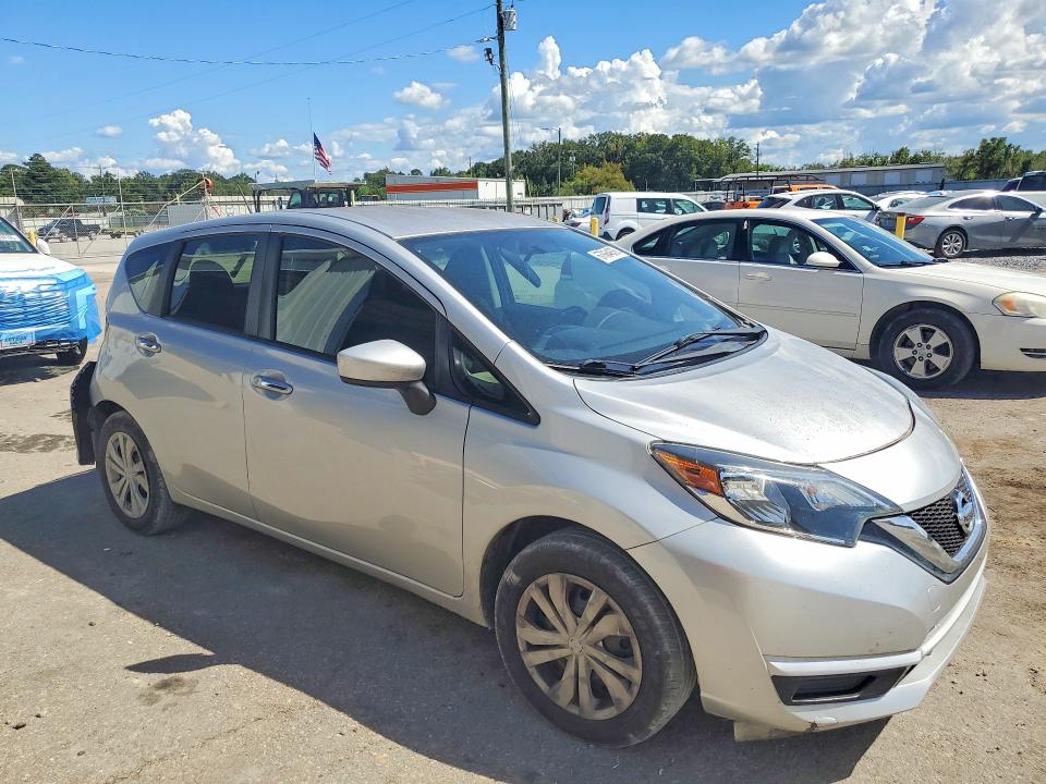 Снимка 4 от търг – 2017 NISSAN VERSA NOTE с VIN 3N1CE2CP7HL373749