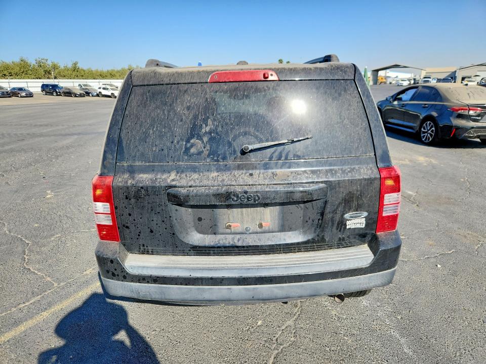 Снимка 6 от търг – 2014 JEEP PATRIOT с VIN 1C4NJPBAXED912314