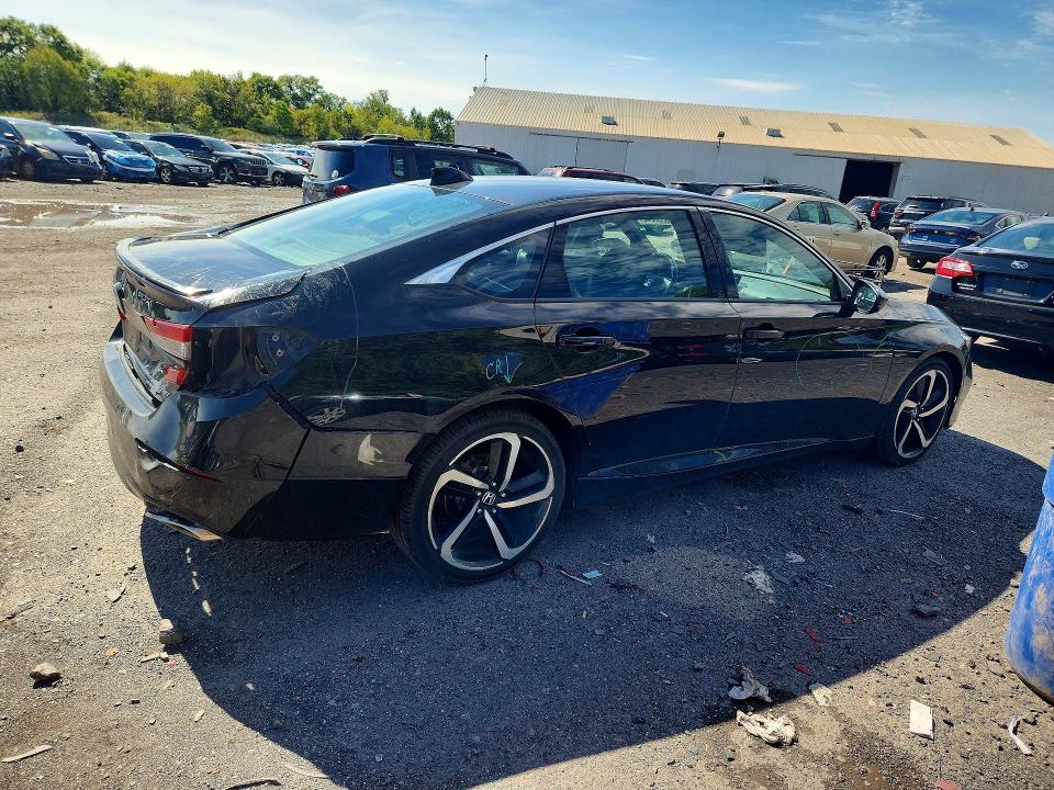 Photo 3 from auction – 2018 HONDA ACCORD with VIN 1HGCV1F35JA172415