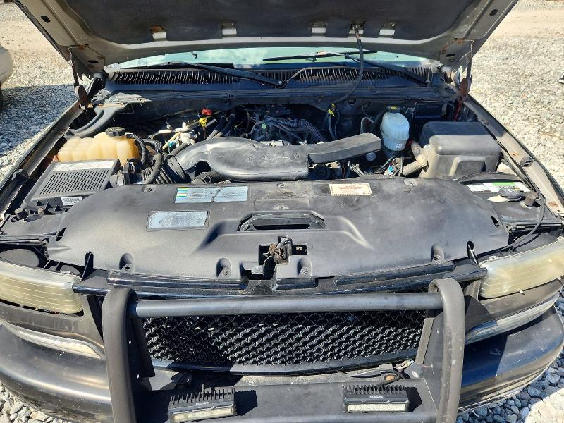 Photo 12 from auction – 2004 CHEVROLET SUBURBAN with VIN 1GNFK16T84J190844