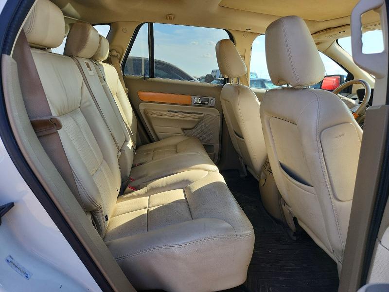 Снимка 10 от търг – 2007 LINCOLN MKX с VIN 2LMDU88C67BJ26844