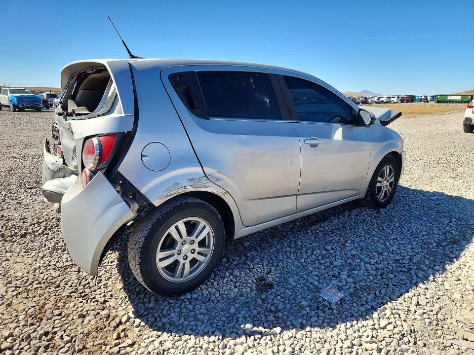 Zdjęcie 3 z aukcji – 2012 CHEVROLET SONIC z VIN 1G1JC6SH1C4207939