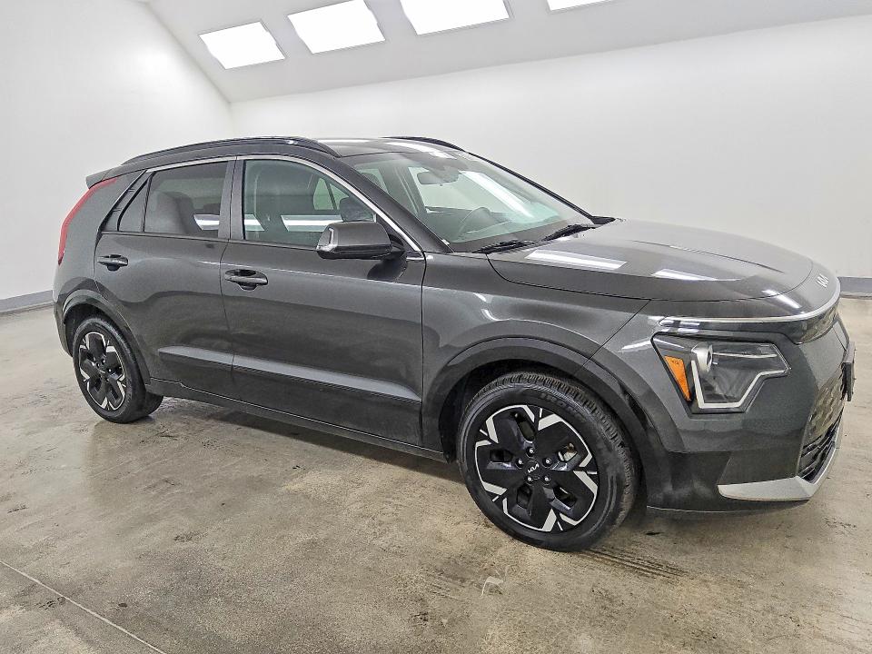 Photo 4 from auction – 2023 KIA NIRO with VIN KNDCR3L10P5037202