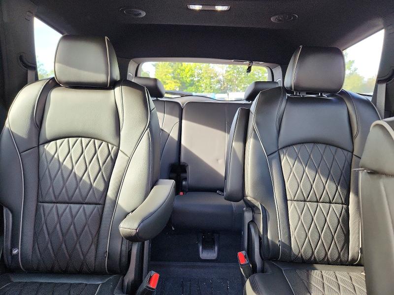 Photo 10 from auction – 2022 BUICK ENCLAVE with VIN 5GAEVCKW2NJ111808