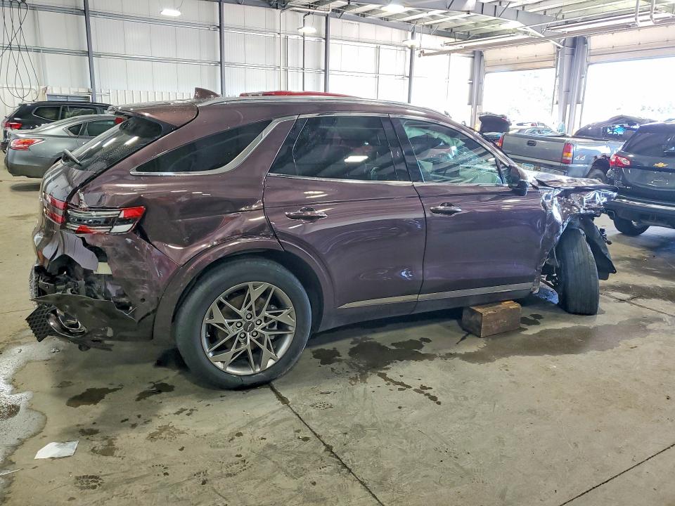 Photo 3 from auction – 2022 GENESIS GV70 with VIN KMUMADTB9NU070239