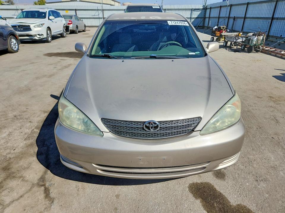 Photo 5 from auction – 2003 TOYOTA CAMRY with VIN 4T1BE32K23U252402