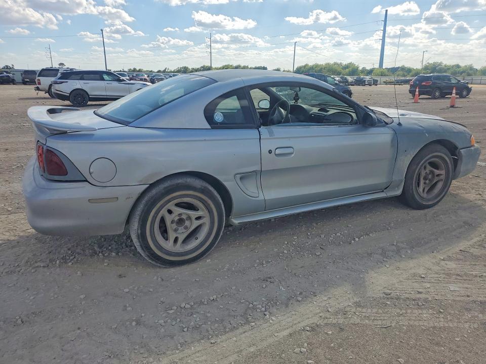 Photo 3 from auction – 1996 FORD MUSTANG with VIN 1FALP4040TF145324