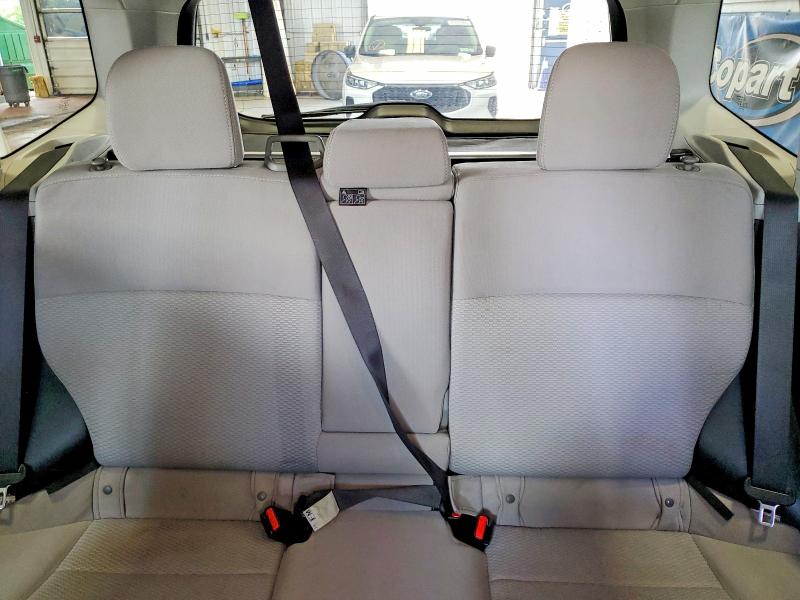 Photo 10 from auction – 2015 SUBARU FORESTER with VIN JF2SJADC5FH818576
