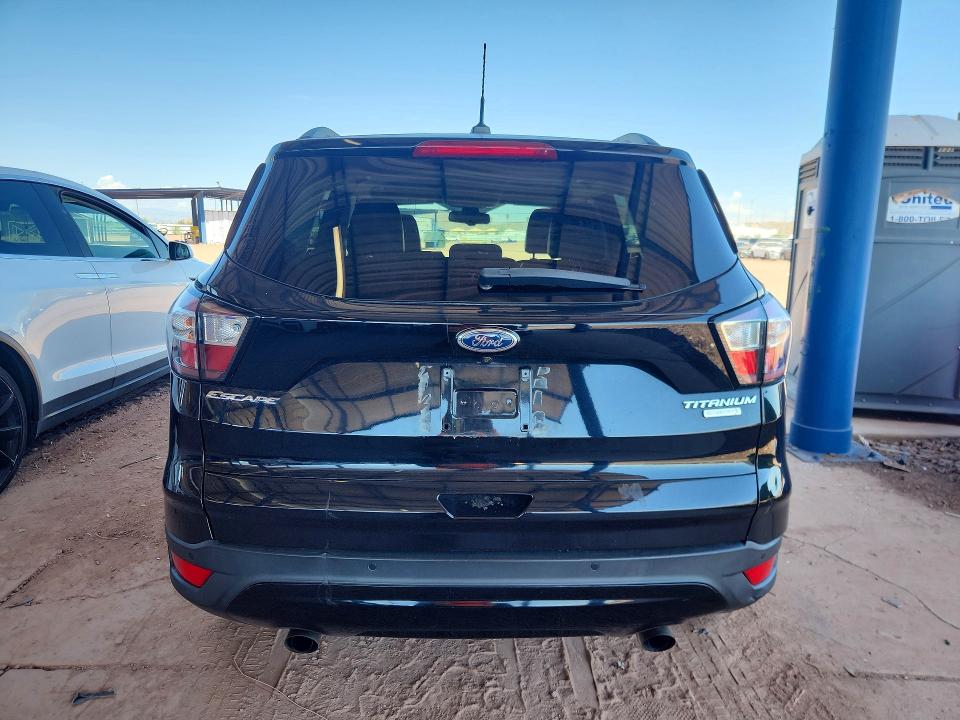 Photo 6 from auction – 2017 FORD ESCAPE with VIN 1FMCU0JDXHUE66313