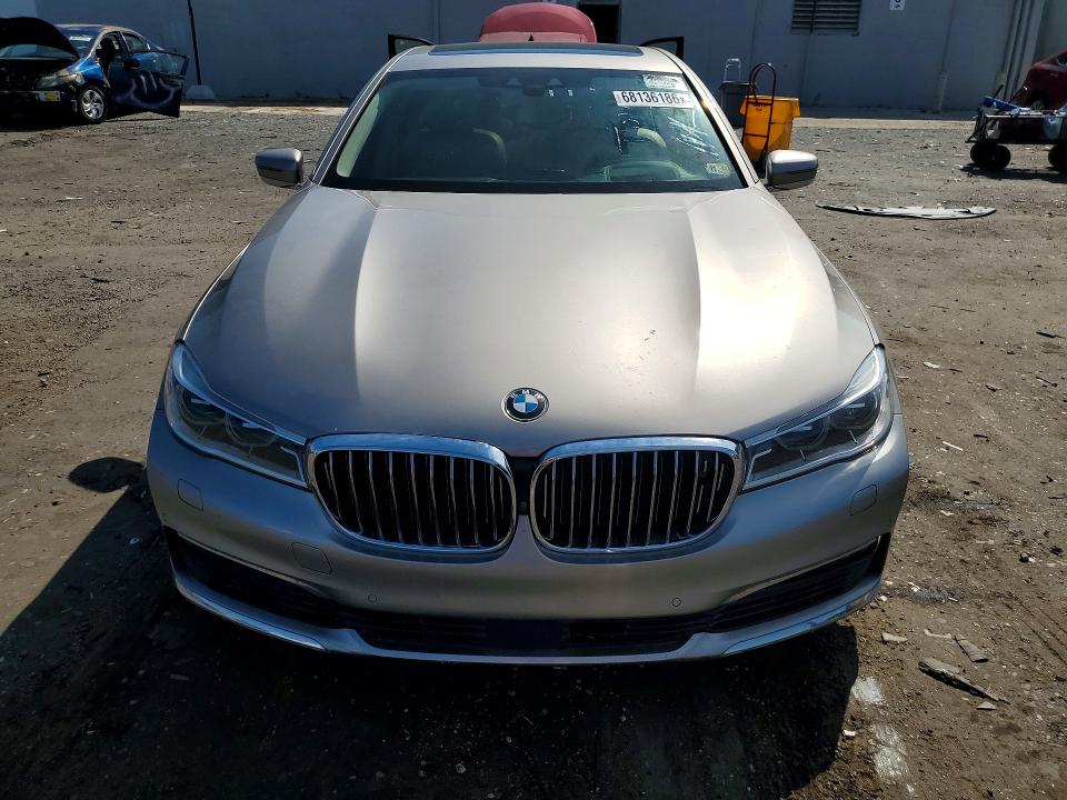 Photo 5 from auction – 2016 BMW 750 with VIN WBA7F2C53GG418258