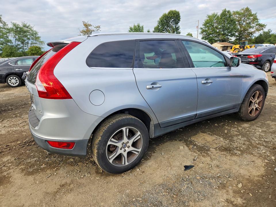 Снимка 3 от търг – 2013 VOLVO XC60 с VIN YV4902DZ3D2450728