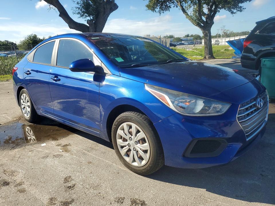 Photo 4 from auction – 2019 HYUNDAI ACCENT with VIN 3KPC24A31KE047278