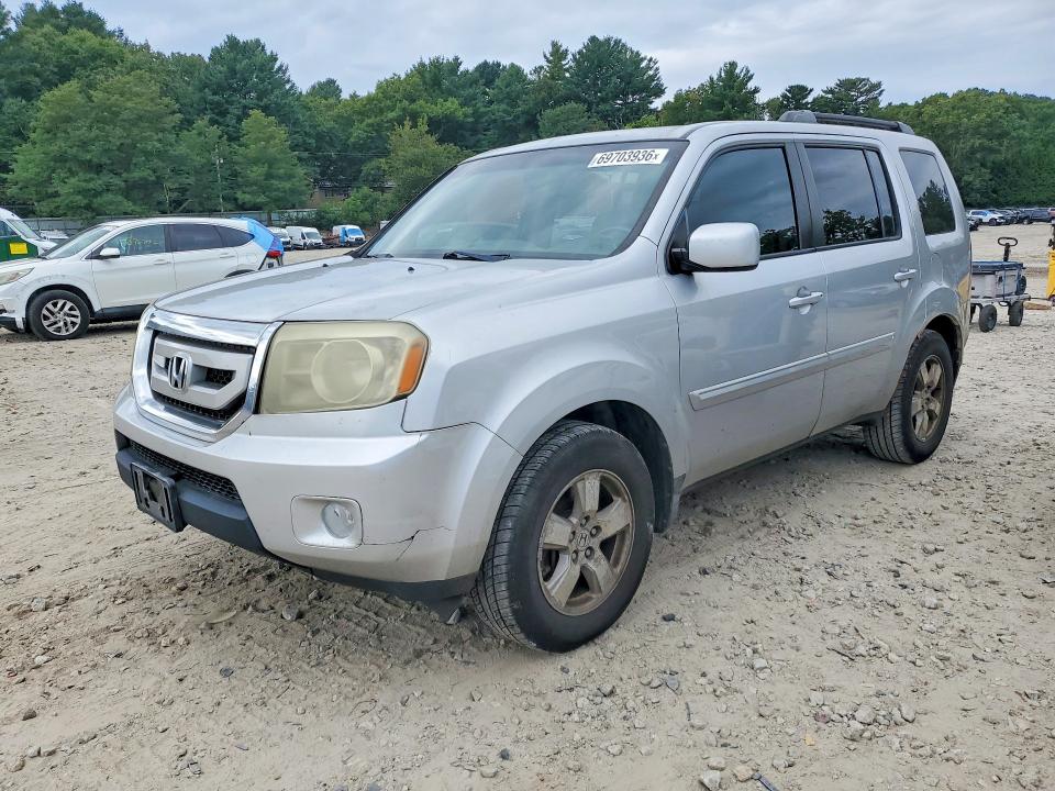 HONDA PILOT 2011 с VIN 5FNYF4H69BB026215 - Снимка от търг