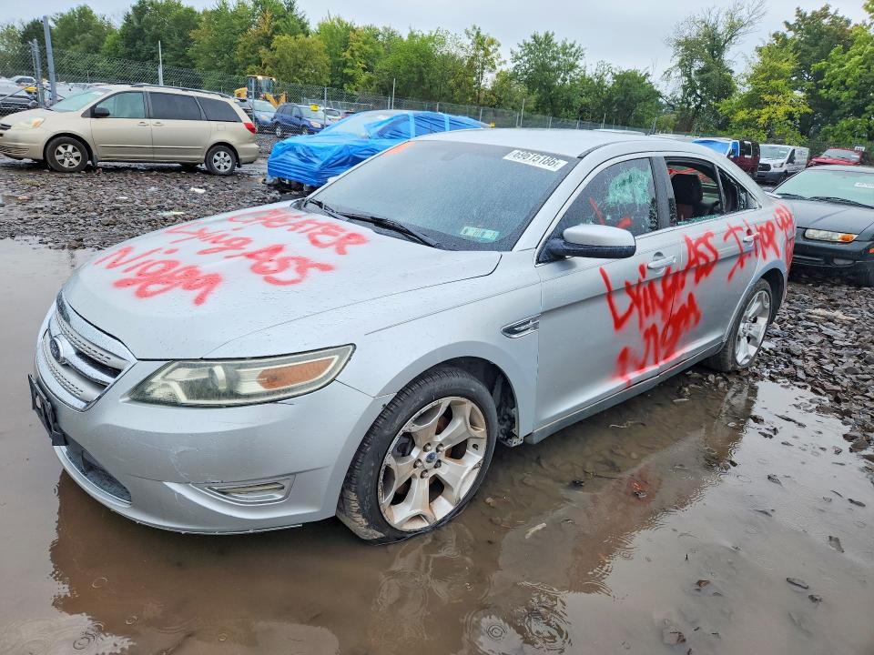 FORD TAURUS 2011 مع رقم تعريف المركبة 1FAHP2KT5BG128347 - صورة من المزاد