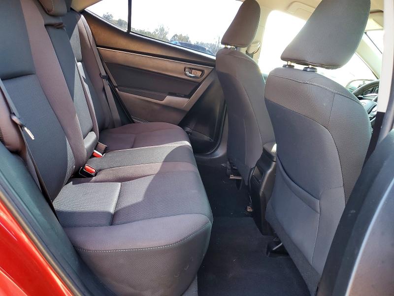 Снимка 10 от търг – 2018 TOYOTA COROLLA с VIN 5YFBURHE2JP837180