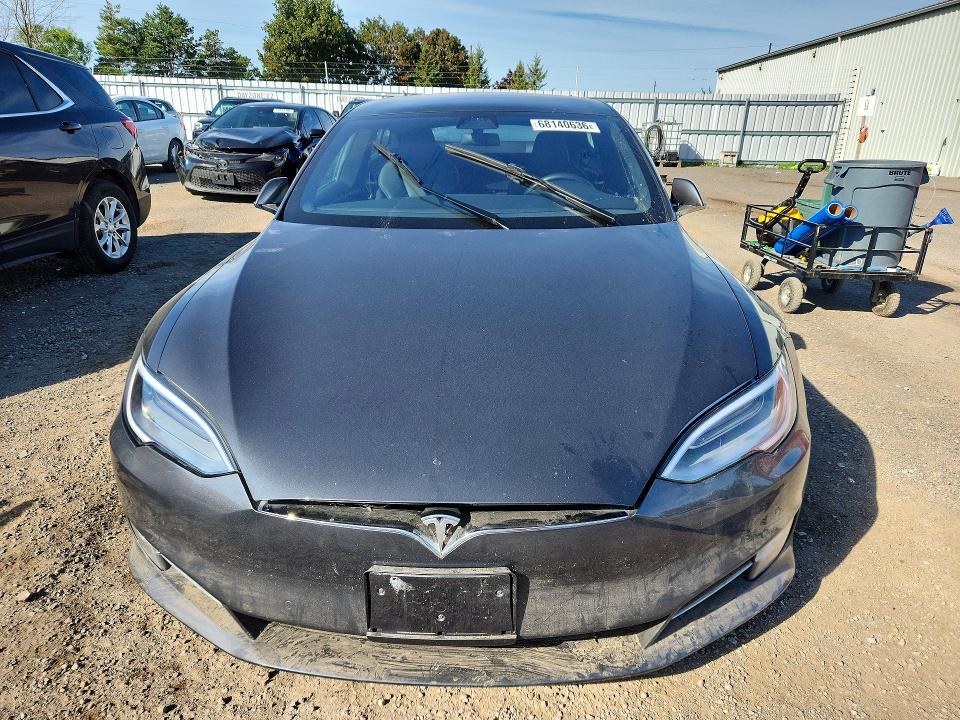 Photo 5 from auction – 2017 TESLA MODEL S with VIN 5YJSA1E22HF218542