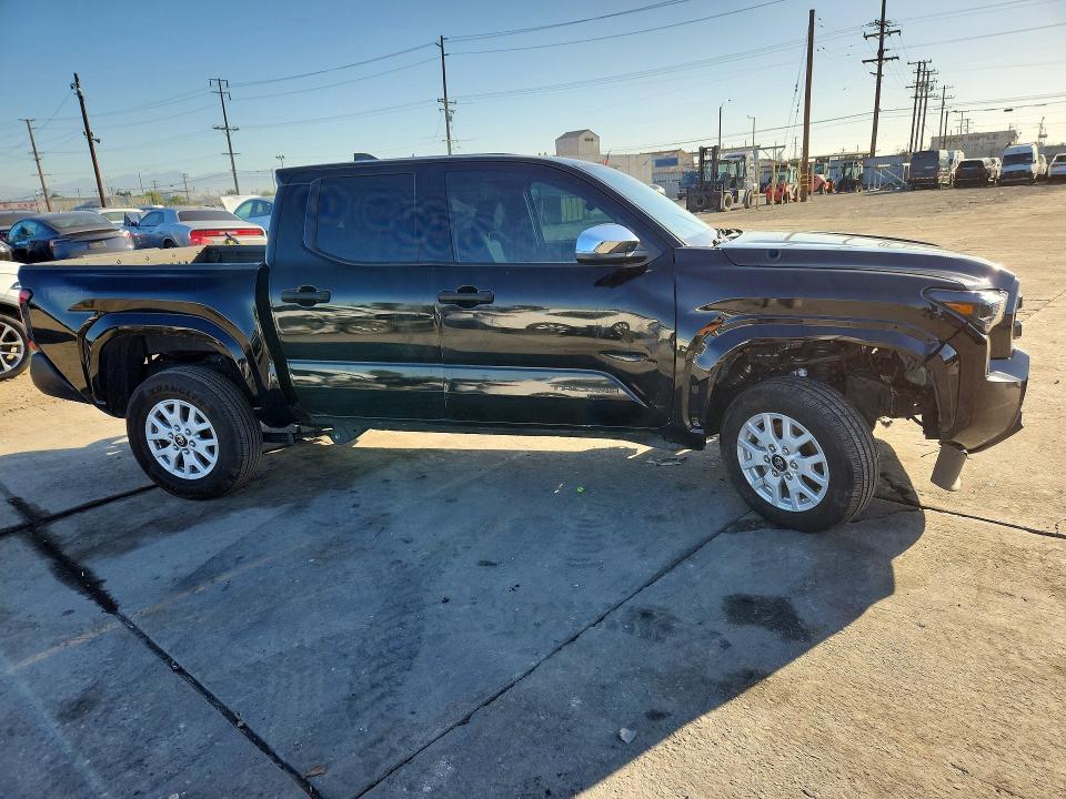 Photo 4 from auction – 2026 TOYOTA TACOMA with VIN 3TYKD5HN4TT044034