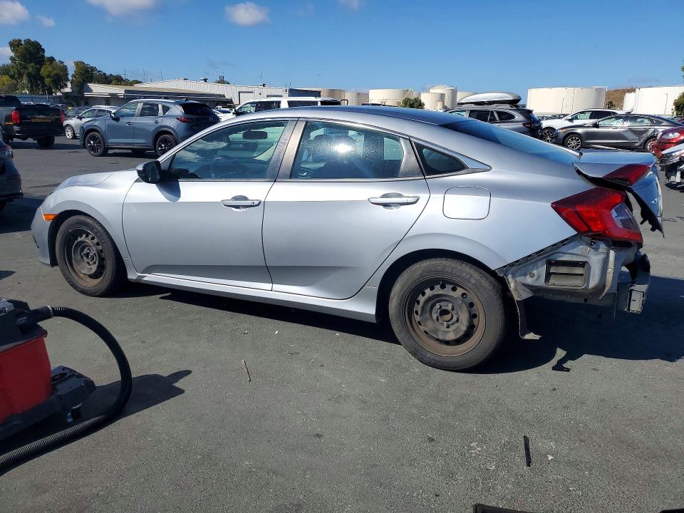 Photo 2 from auction – 2020 HONDA CIVIC with VIN 2HGFC2F64LH528294